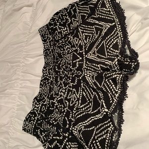 Flowy patterned shorts